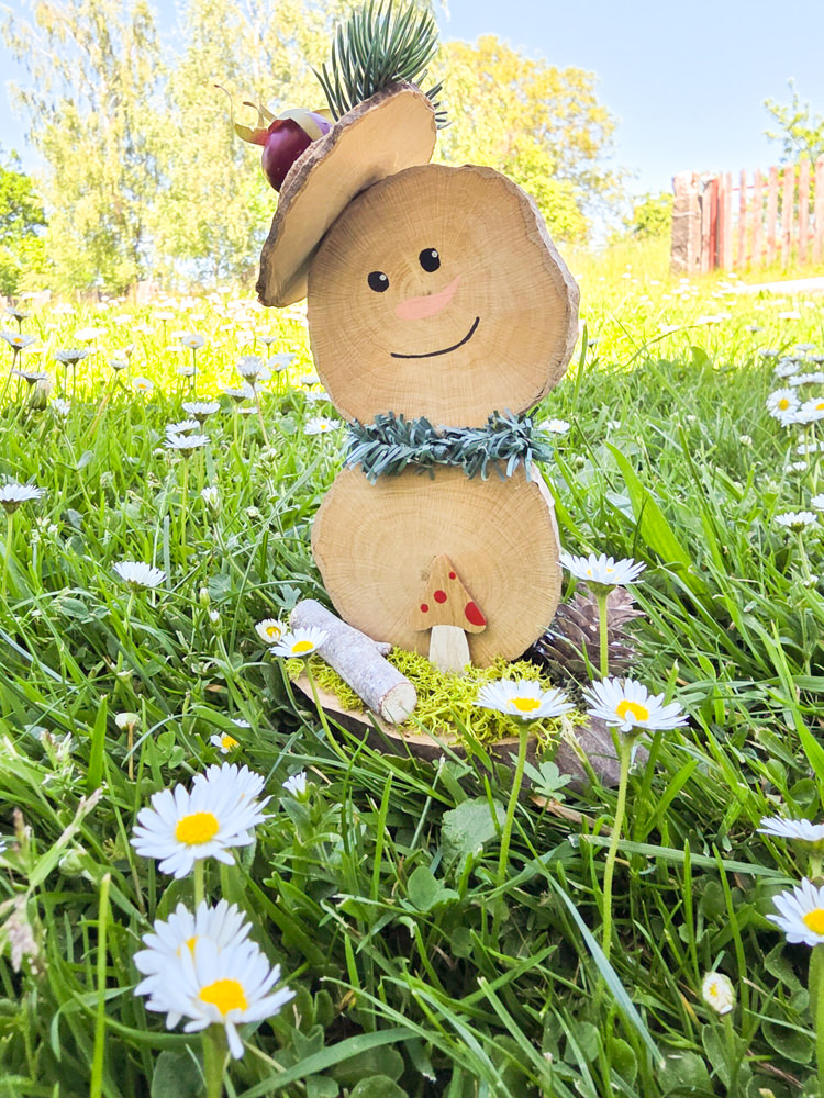 Winterlicher Holzschneemann – Bild 3