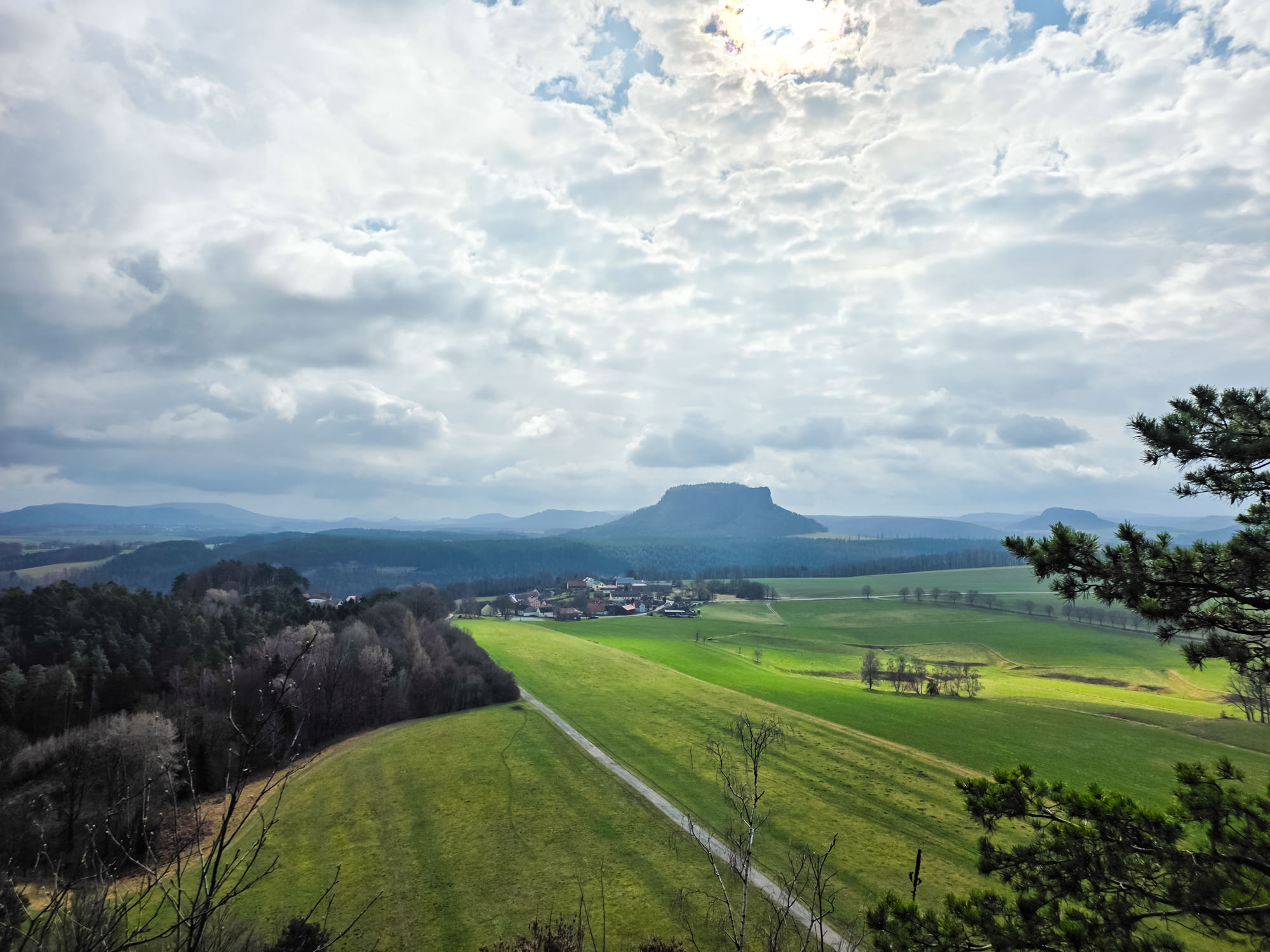 Workshop #4: Wandern & Yoga rund um und auf den Rauenstein – Bild 6